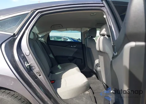 2017 Honda Civic Lx z USA, uszkodzony, nr VIN 19XFC2E57HE046445